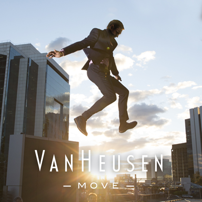 04_680x680_VH_Move